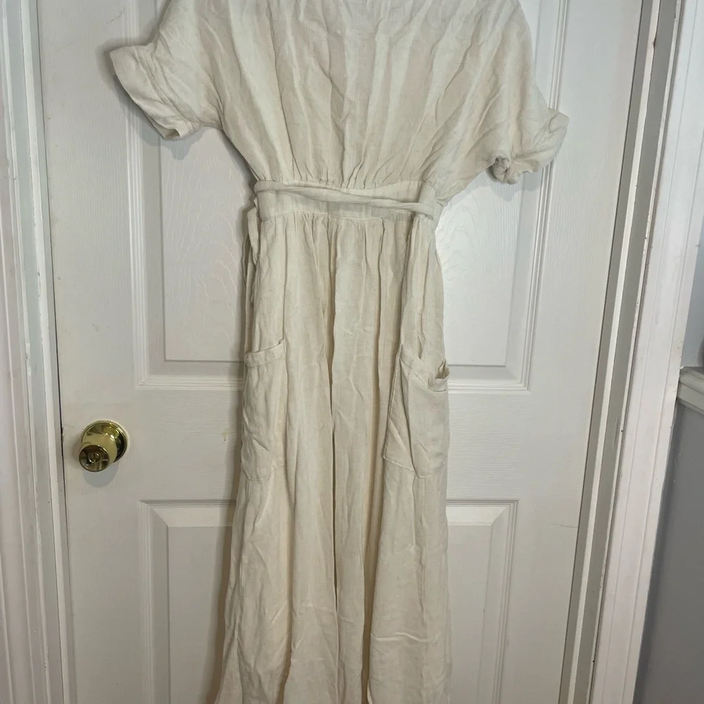 MOD REF - Elegant Cream Wrap Dress